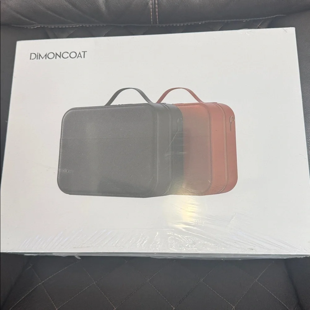 VR Headset with Brown Carrying Case